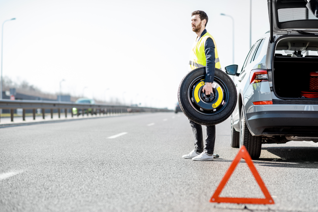 Equipamiento que es obligatorio llevar en el coche